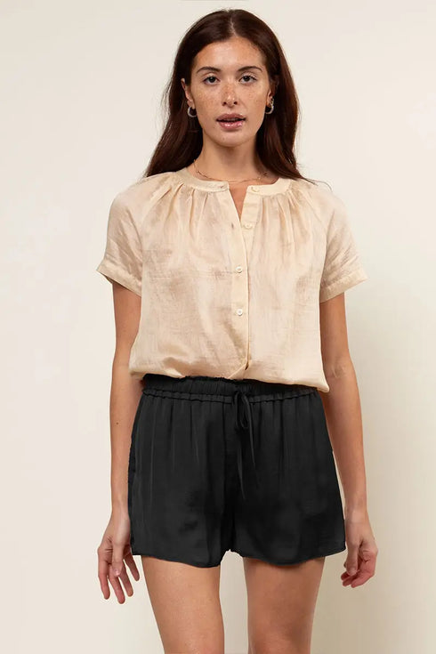 SATIN FLOWY SHORTS